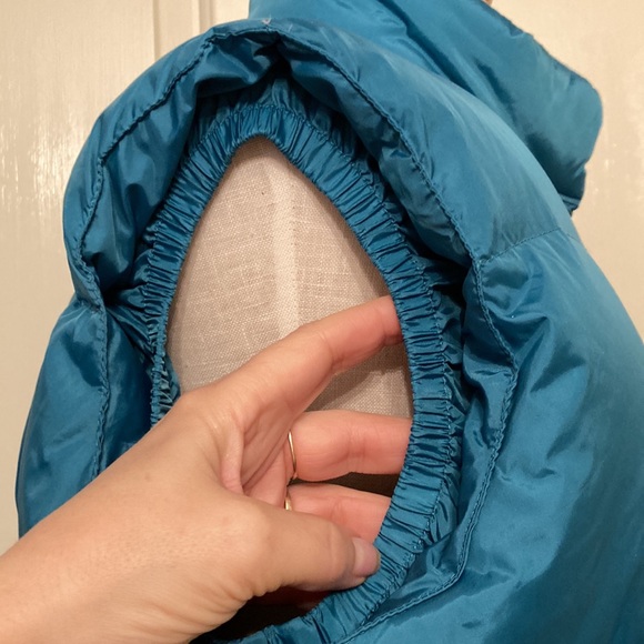 Gorgeous Cabela’s premier northern goose down vest - Picture 8 of 12